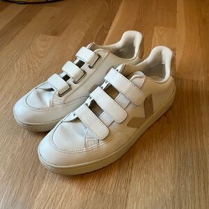 Veja Velcro Sneakers
